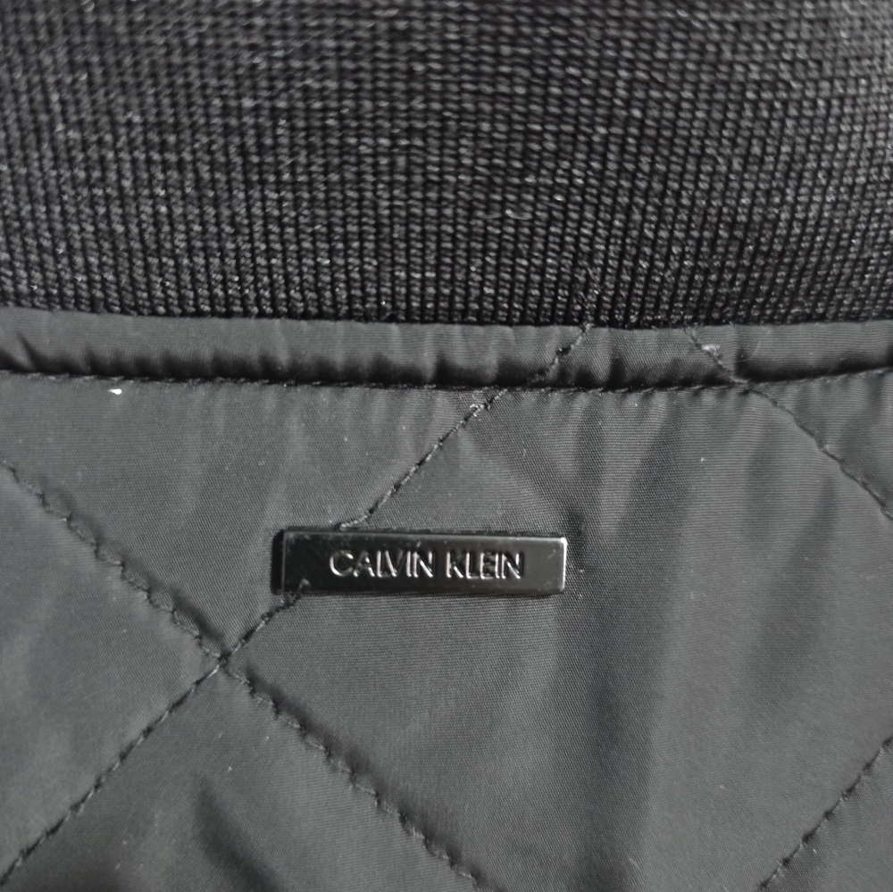 Calvin Klein Men's Black Quilted Jacket - Picture 6 of 6
